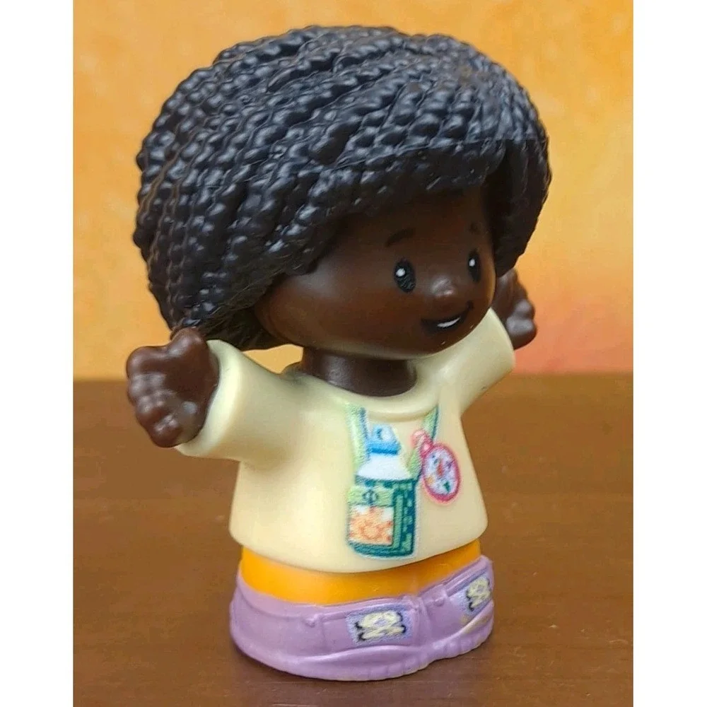 Fisher Price‎ Little People African American Girl Hiker Yellow Shirt 2021